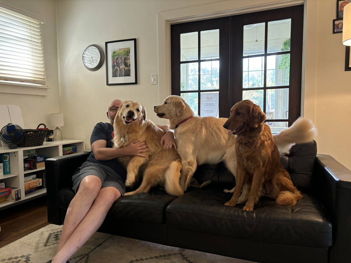 Walker & Ginger tweet media