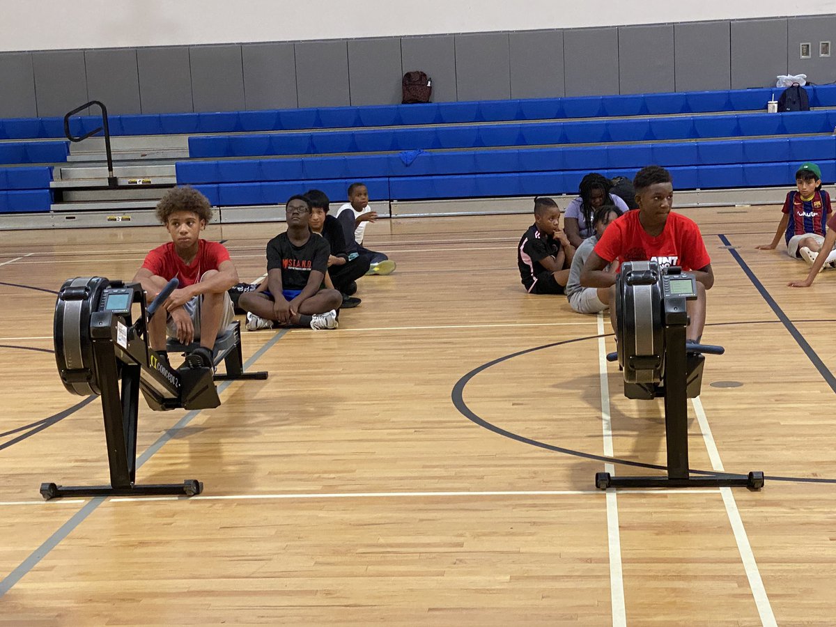 tee time tweet media