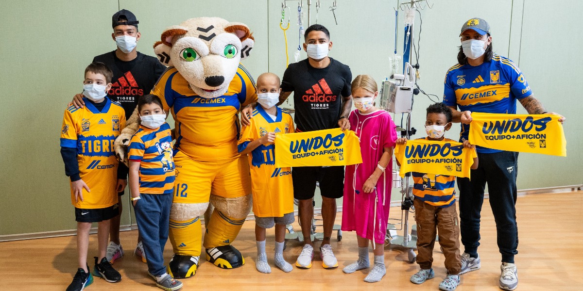 MD Anderson Cancer Center (@mdandersonnews) on Twitter photo Players from Monterrey, Mexico’s Club Tigres visited our pediatric patients today ahead of playing in the Leagues Cup in Houston. <a href="/TigresOficial/">Club Tigres 🐯</a> #EndCancer Players from Monterrey, Mexico’s Club Tigres visited our pediatric patients today ahead of playing in the Leagues Cup in Houston. <a href="/TigresOficial/">Club Tigres 🐯</a> #EndCancer