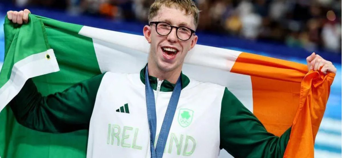 squinteratn's tweet photo. Thoughts and prayers with Loyal Ulster journalists tonight as they battle to report gold for Team Ireland’s Daniel Wiffen.
More knots than a sauna in a  log cabin. https://t.co/nq9yhsIUsD
