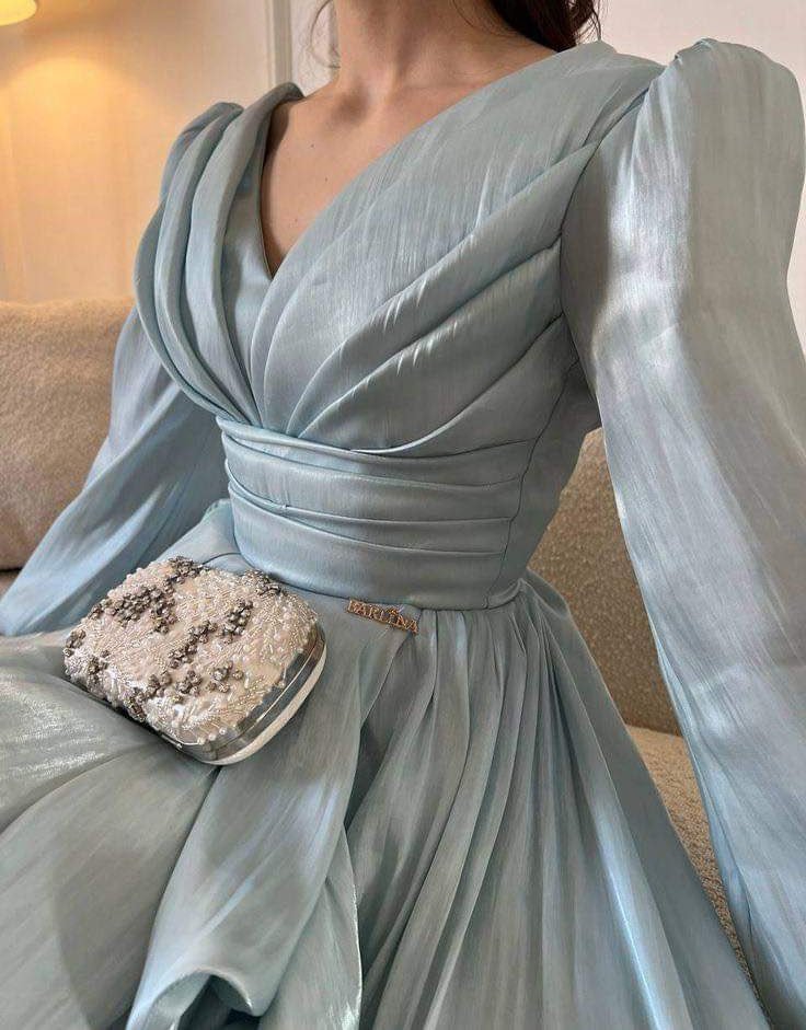 OrlaAnna's tweet photo. The joy of dressing is an art #dresswithme 📩🩵 https://t.co/53j17fh1pY