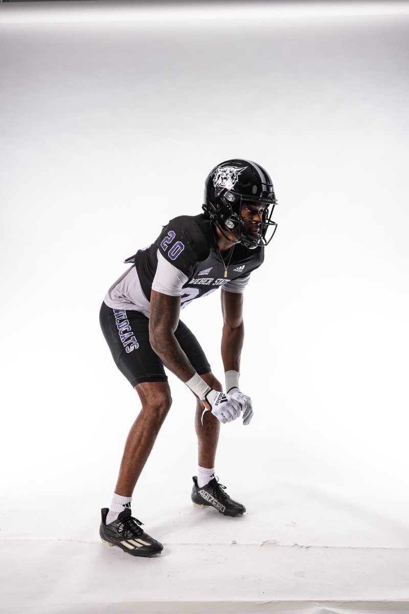 TaePate_03's tweet image. #SophomoreSZN