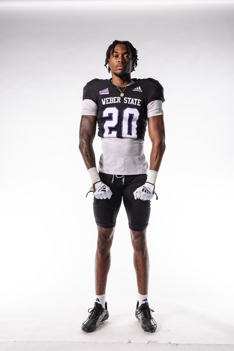 TaePate_03's tweet image. #SophomoreSZN