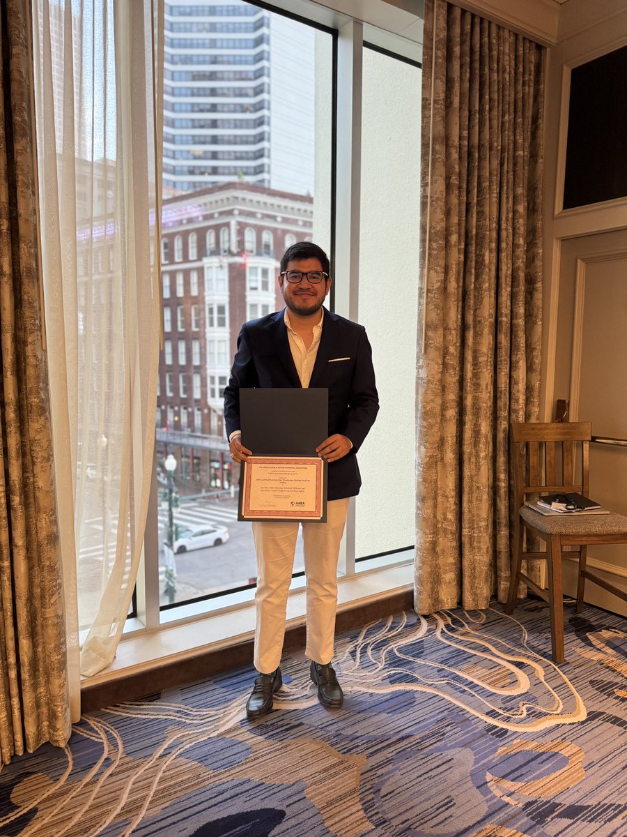 jeanzavalav's tweet photo. Had an amazing time at the @AAEA_Economics Annual Meeting in New Orleans—full of learning and fun! Big thanks to @hortbizpurdue for the incredible opportunity https://t.co/DgFD2NIjKG