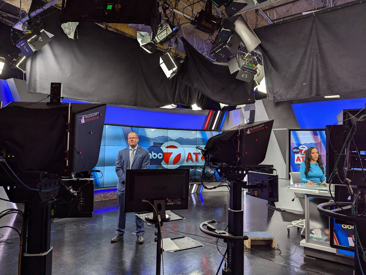 FBIElPaso's tweet photo. #HappeningNow: #FBIEP speaking to #KVIA about Bitcoin ATM scams. We are seeing an increase of scammers using cryptocurrency as a method payment. https://t.co/EvEUh7uQT4