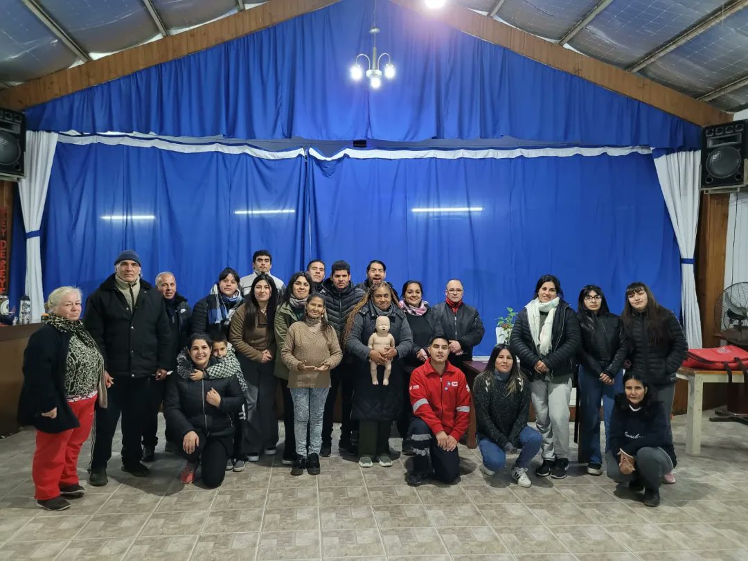 tigre_social's tweet photo. Continuamos desarrollando actividades de forma articulada, con diferentes áreas del @MunicipioTigre.
En esta ocasión realizamos:

CAP. DE RCP | @Salud_Tigre
📍Iglesia Rey de Reyes, Rincón de Milberg.

TALLER DE COMPOSTAJE | Ambiente 
📍Pequeños Valientes, Benavidez.
@ZamoraJulio https://t.co/bZD5BOQLgL