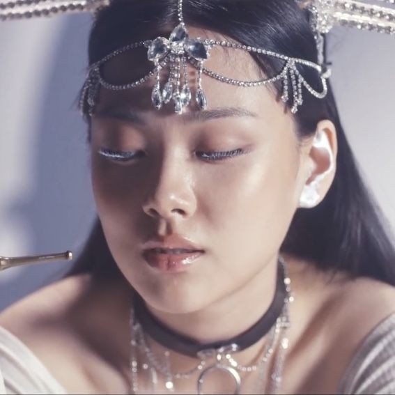 / how she's presented when with her mother at the court of olympus methinks