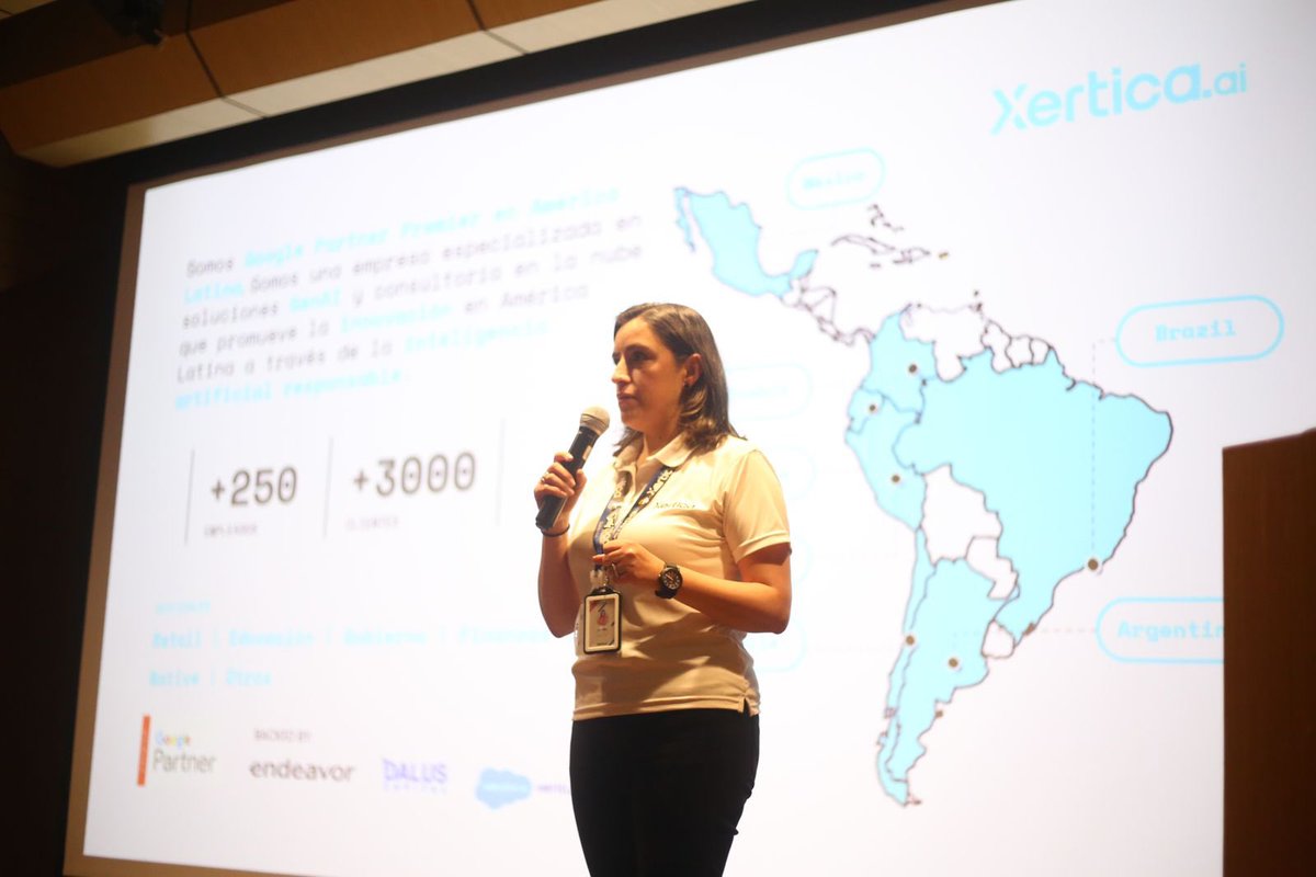 GobDigitalCO's tweet photo. @Xertica, aliado del @Ministerio_TIC en la #TransformaciónDigital en 🇨🇴, estuvo presente en el evento y recordó el curso virtual #ViveUnSectorPúblicoDigital, disponible para servidores públicos. ¡Mejora tus capacidades digitales! 🚀🌐👨🏻‍💻👩🏻‍💻 https://t.co/p177q9XlsV