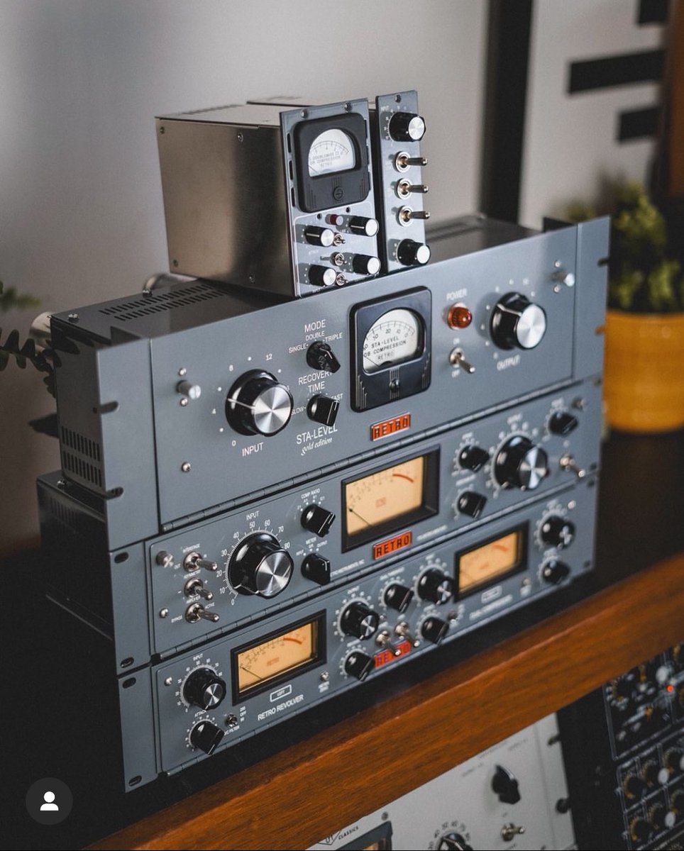 According to <a href="/FunkyJunkLtd/">Funky Junk</a> they say they’re restocked..w/Retro.. 😎🚀🎛️