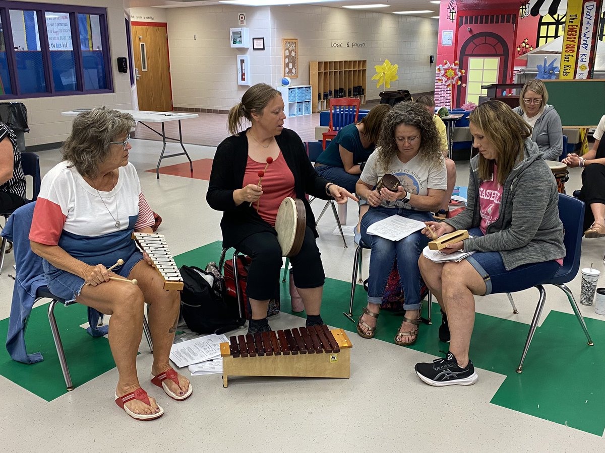 SDMEA Summer Session 2024!☀️HUGE thank you to <a href="/robamchin/">Robert Amchin</a> for inspiring and advocating for music education across the world! It was an amazing day for learning and making music! 🤗