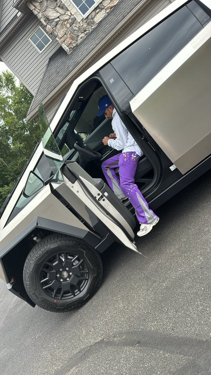 generational tweet media