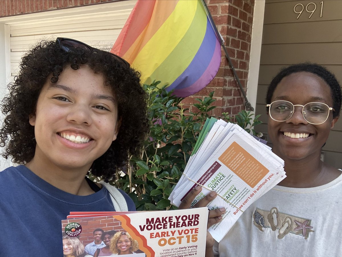 These wonderful humans and first time voters in Georgia spent all day knocking on doors with <a href="/georgiayouthco/">Georgia Youth Justice Coalition for Action</a> and tried to join the event with <a href="/KamalaHarris/">Kamala Harris</a> tonight. Here’s hoping that <a href="/KamalaHQ/">Kamala HQ</a> gets a bigger venue next time!