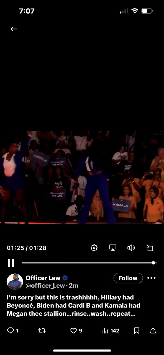 #Breaking  -  Kamala Harris attends popular rapper Megan Thee Stallion’s free concert in Atlanta, GA!

#Kamala4President2024 #Kamala #MeganTheeStallion