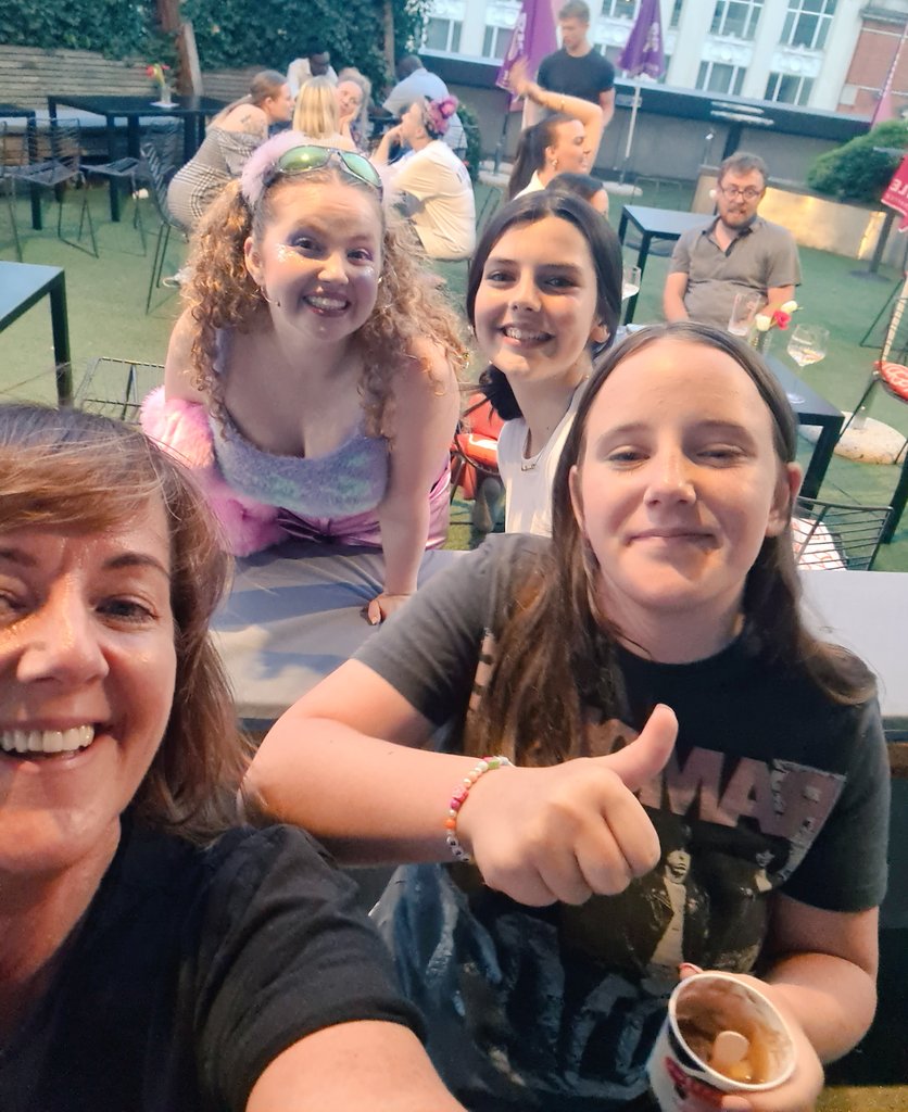Jackie Pulford (@jackipulford) on Twitter photo So the new <a href="/Fangirls_Tour/">FANGIRLS (A New Musical)</a> #Musical <a href="/LyricHammer/">Lyric Hammersmith Theatre</a> is a riot 🙃
Seriously high energy pop with some very funny observations on Gen Z teenagers - and my two 14year old sidekicks LOVED it 😊
Congrats to the whole cast & team, with a special shout to the stellar <a href="/gracelesleym/">Gracie McGonigal</a> 🌟 So the new <a href="/Fangirls_Tour/">FANGIRLS (A New Musical)</a> #Musical <a href="/LyricHammer/">Lyric Hammersmith Theatre</a> is a riot 🙃
Seriously high energy pop with some very funny observations on Gen Z teenagers - and my two 14year old sidekicks LOVED it 😊
Congrats to the whole cast & team, with a special shout to the stellar <a href="/gracelesleym/">Gracie McGonigal</a> 🌟
