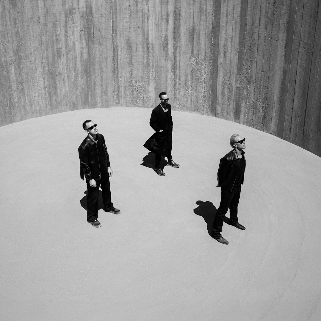 RufusDuSol's tweet photo. Lately. New music this Friday. https://t.co/MGT0qGzAwe https://t.co/SkJY0ZboIz