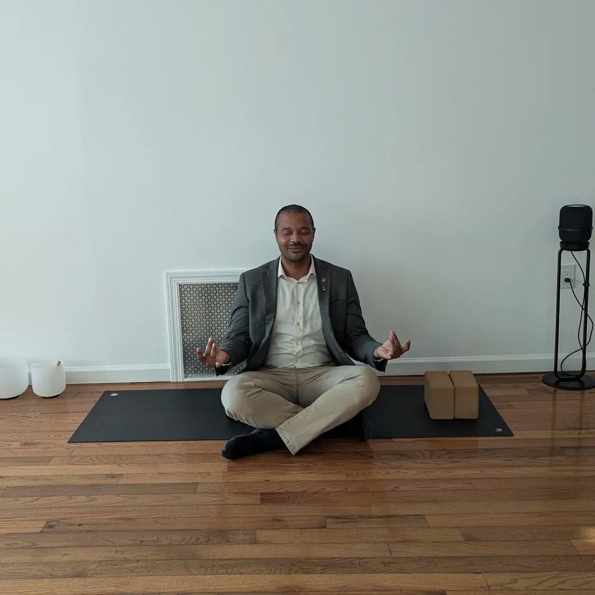 This is Mason. He just opened up a Black-owned yoga studio in Bed Stuy on Ralph Ave called @noiryogabk.

I'm so downward doggone excited. 🧘🏾‍♂️