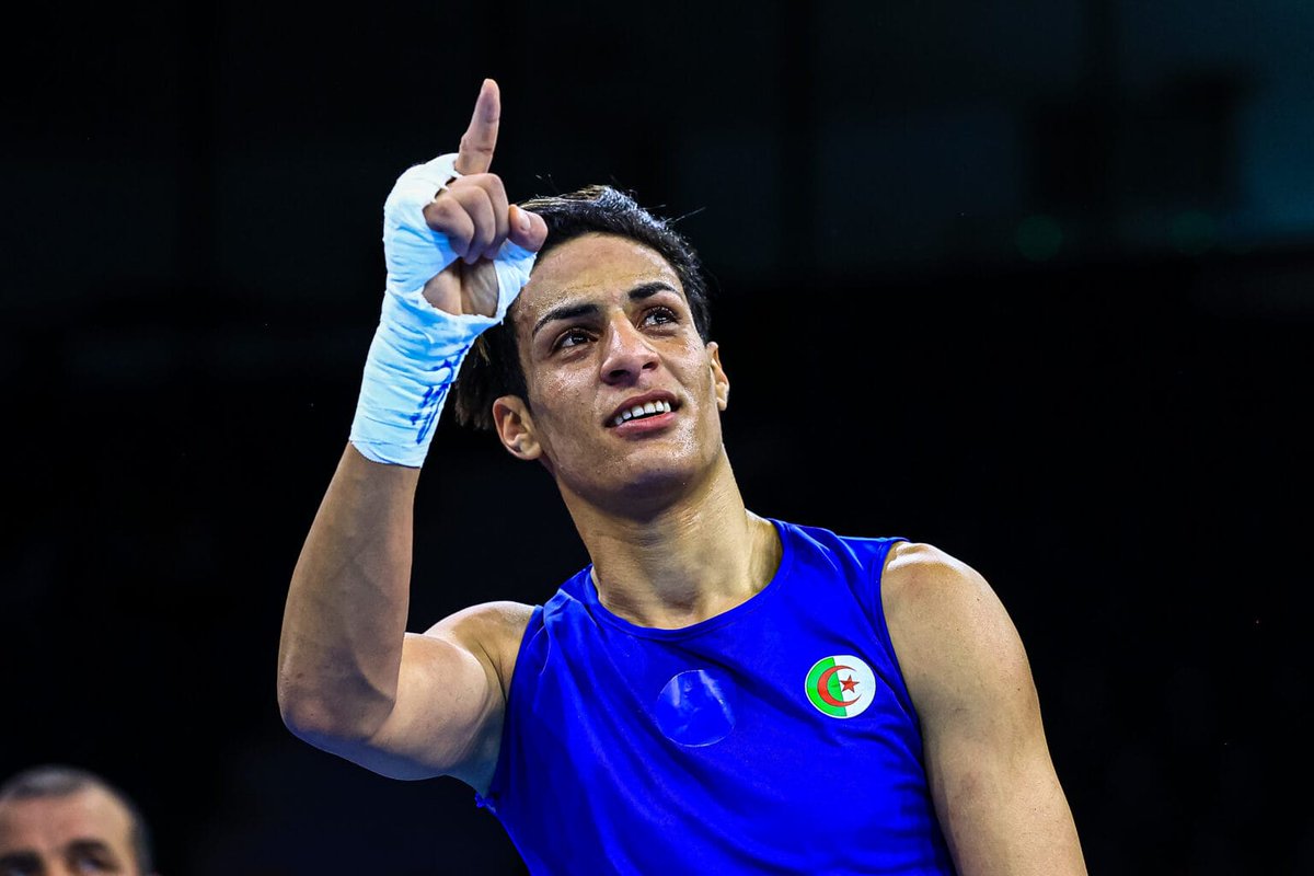 ChettahOuiam's tweet photo. She's a woman,
she's a champ.
She was born like that, if you have a problem with that, you are a racist.

#imenkhelif #stopracism #OlympicGames #Paris2024 #ParisOlympics2024 #WeStandWithImenKhelif #كلنا_ايمان_خليف 
#إيمان_خليف https://t.co/mvLt2qrVyn