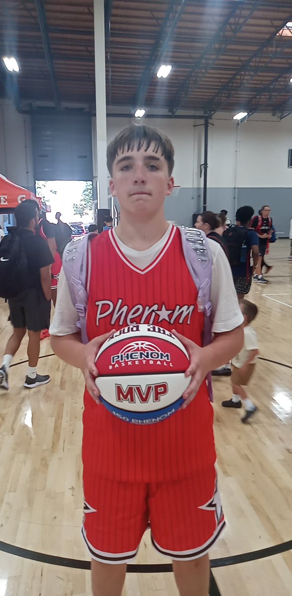 pressrowsports_'s tweet photo. C/O 2028 Travis Martin (Wisconsin) put on a phenomenal show at Phenom Basketball National Camp in Seals Beach, CA earning 2024 Phenom Basketball Top 20 All-Star & MVP Honors! πΈπ₯π
Martin was one of the Top Prospects at the National Camp!
#travismartin #babyluka #phenomamerica https://t.co/j9EzqNEkl4