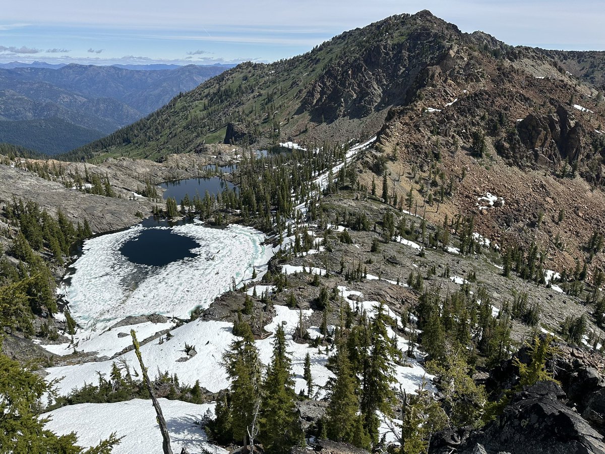 SeanCasserly's tweet image. Boulder Peak - Southwest 
Klamath Mountains
#summitswagger #peakbagger