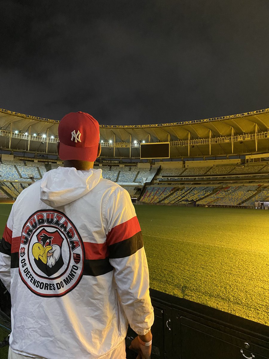Tudo pronto pra amanhã, entrem cedo e façam a festa 🔴⚫️🙌🏾

🔪🐷⚰️