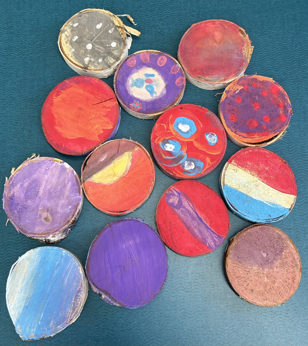 RachelMachnicki's tweet image. Being creative with painting rocks and different objects! 🎨
#ASPIRELRSD @frontenacLRSD @archwoodLRSD
@vanierLRSD 
@marionLRSD
@louis_riel_sd