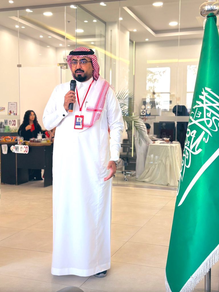 TechShopKSA's tweet photo. من ختام برنامج #ملهمون الصيفي 2024

🔹بتنظيم : (أكاديمية كاف و أكاديمية الكفاح)

🔹بالتعاون : #تك_شوب السعودية 🇸🇦 
ومنظمة الملست العالمية للعلوم والتكنولوجيا

📍: ( الرياض - الاحساء ) 

( عيش تجربة المتعة والاستفادة معنا )
تقنية . إدارة. لغة . فن . معرفة. رياضة https://t.co/fVN2M8cUbF