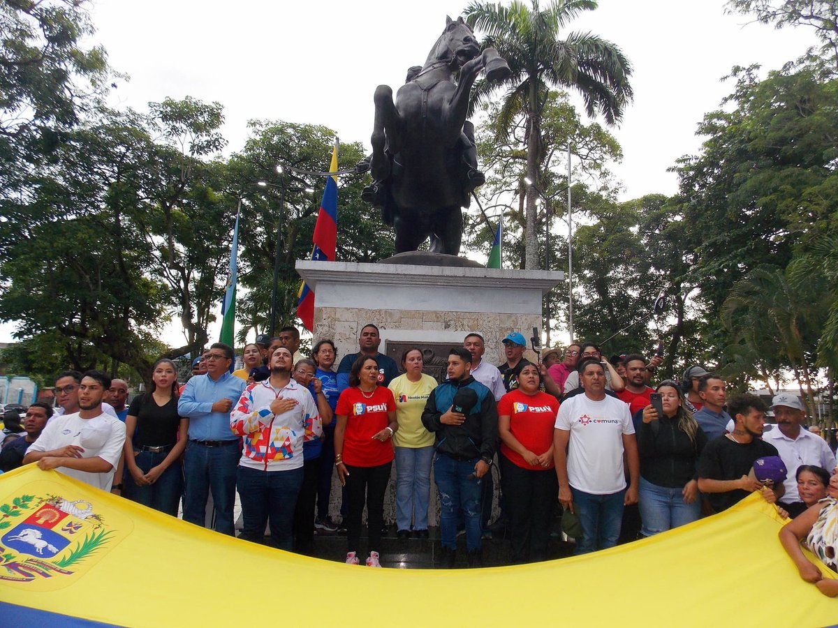 #Hoy el pueblo deltano tomó las calles de Tucupita en apoyo a nuestro presidente reelecto Nicolás Maduro. 
 
#GanóLaPazYLaEsperanza

<a href="/NicolasMaduro/">Nicolás Maduro</a>