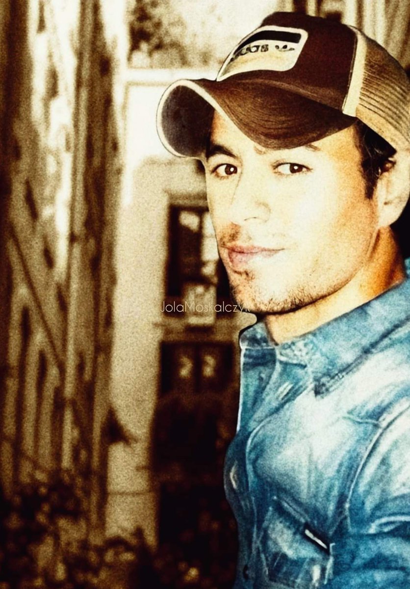 Photomontages from a few years ago 😊
<a href="/enriqueiglesias/">Enrique Iglesias</a>