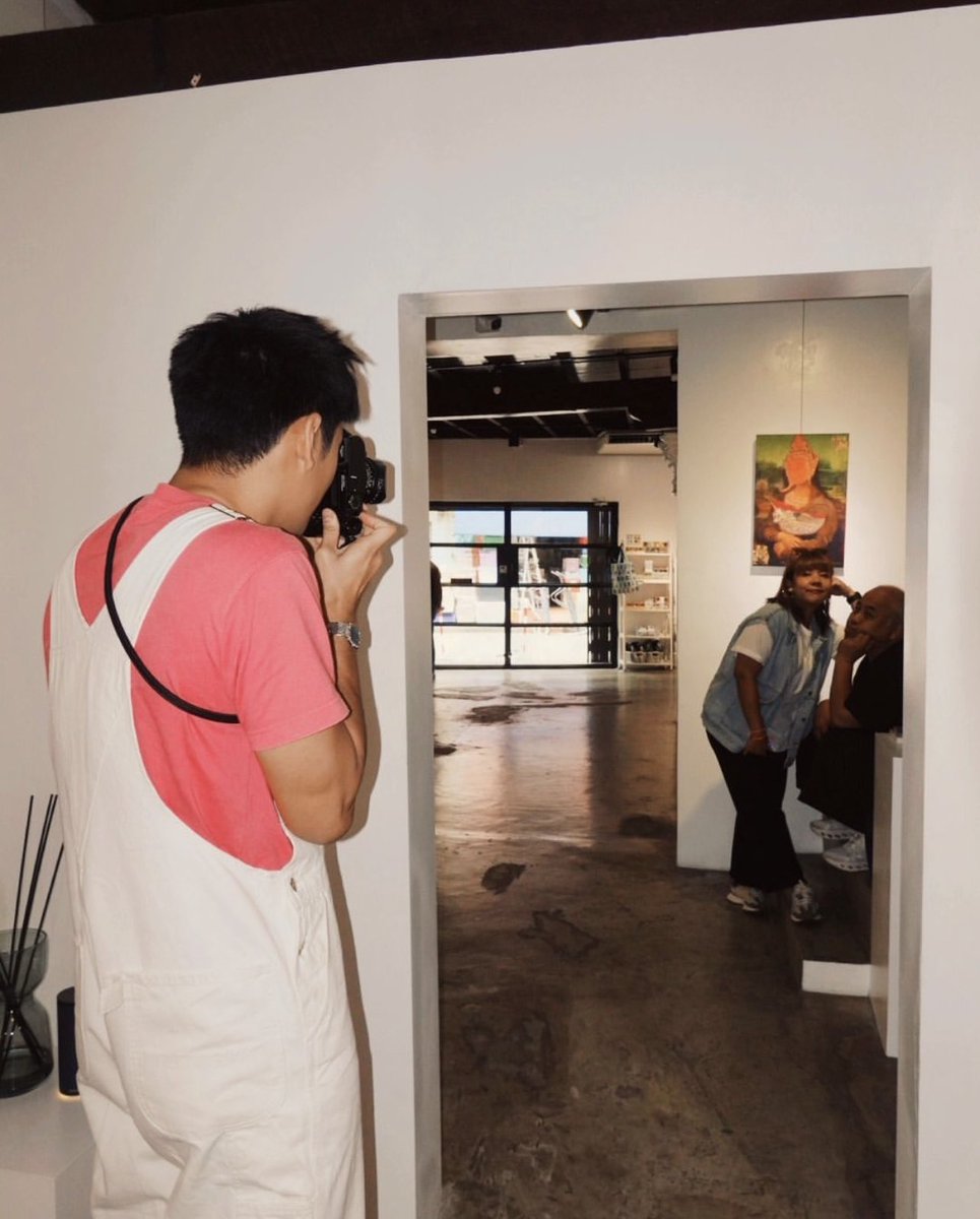the cutest photographer 🥺 #ApoNattawin