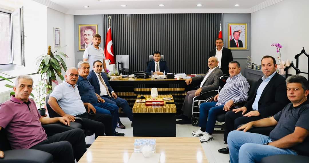 ￼ Öceden de kendisini yakıynen tanıdığımız samimi düzgün , ahlaklı ilimize de yakışbilecek bir insan olarak tanıdığım kıymetli kardeşim Sayın Ahmet KAYHAN beyin ￼Tokat Valiliği il Özel idare Genel Sekreterliği görevine