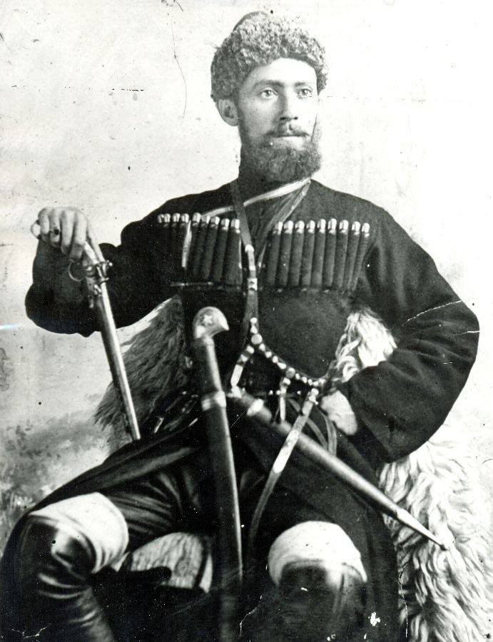 pancaucasus's tweet image. Markoz Jgenti, Gurian (Georgian) horseman, one of the participants in Buffalo Bill&apos;s Wild West show. USA, 1890s. 

In 1893, Georgian horsemen came to the United States, where for about 30 years, under the name &quot;Buffalo Bill&apos;s Wild West Show Russian Cossacks,&quot; they demonstrated…