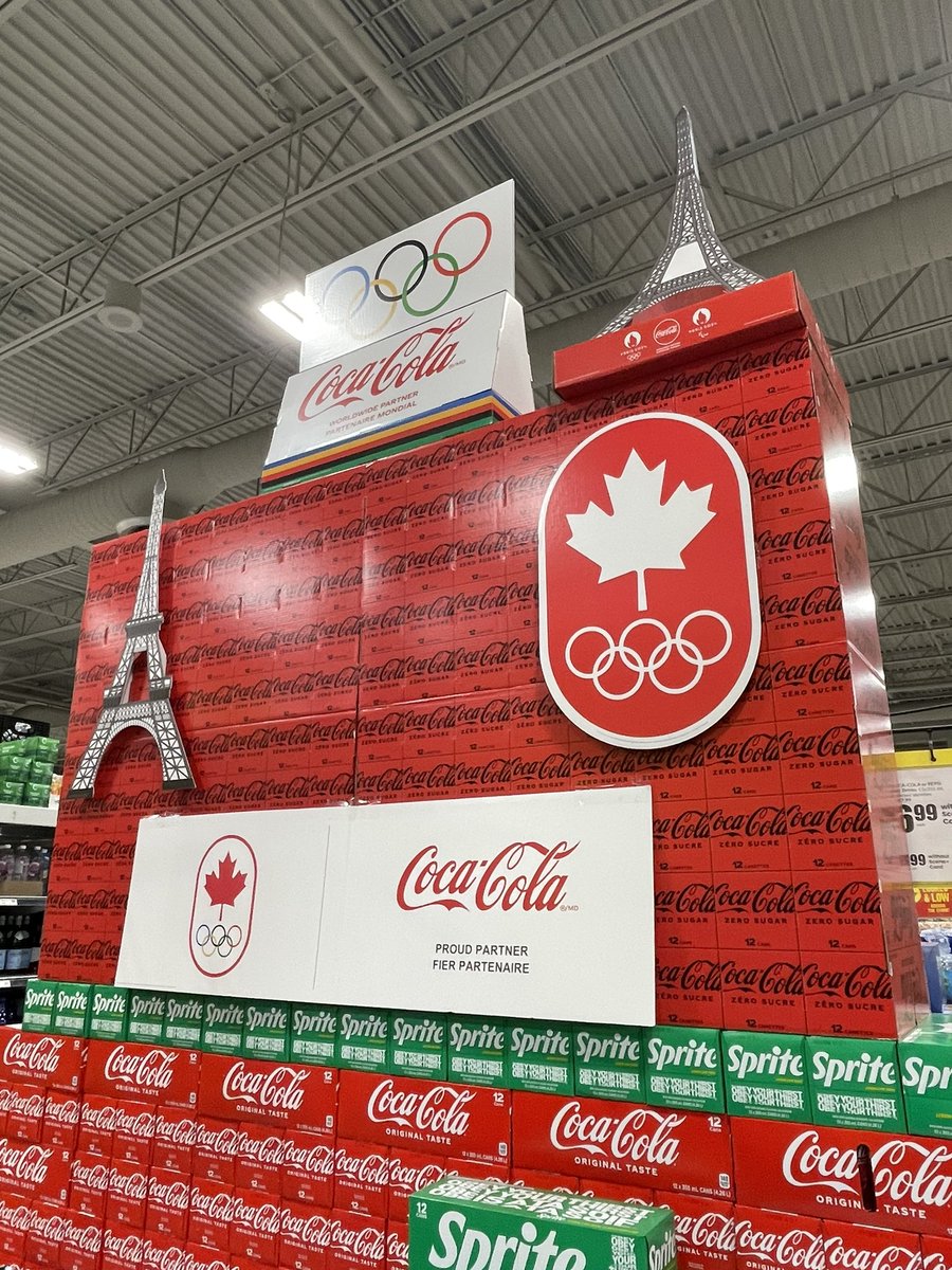 DCButtons's tweet image. Cool day beuaude of you, go Canada 🇨🇦 

#OlympicGames  #CanadaTeam