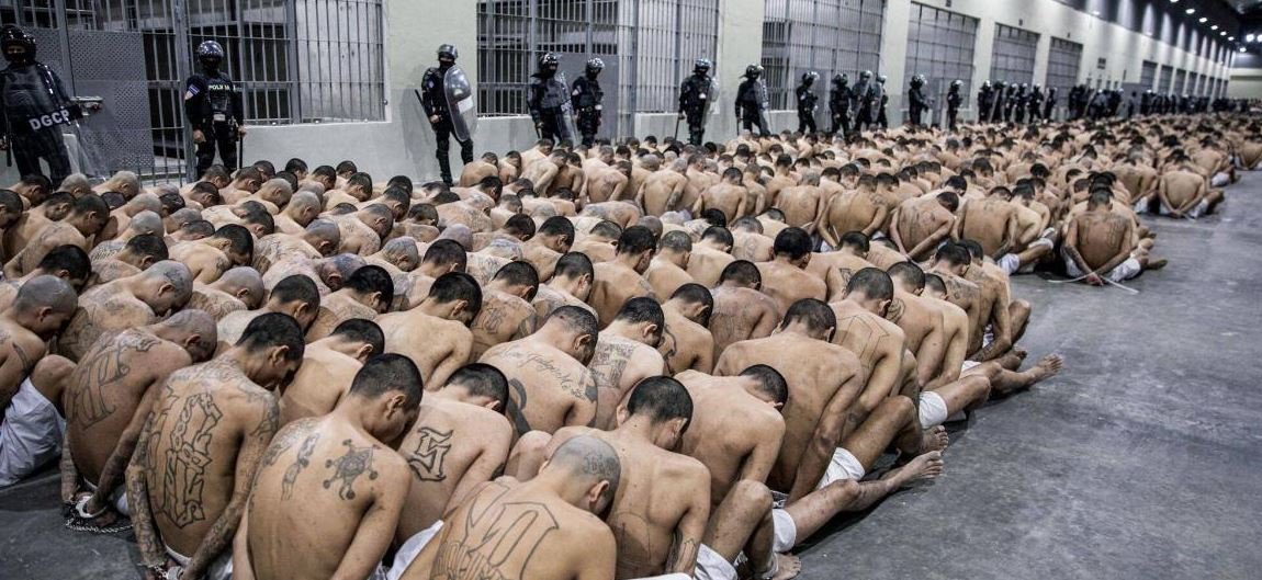 SoyAndresT's tweet image. Para el zurdaje internacional existe:

Presos con DDHH / Presos sin DDHH