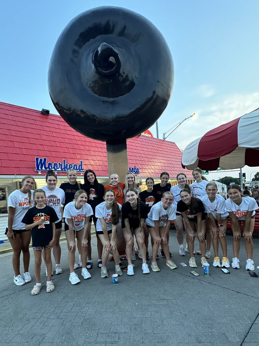 What better way to wrap up our summer workouts than stopping by the Moorhead Dairy Queen! We’ve had a great summer!