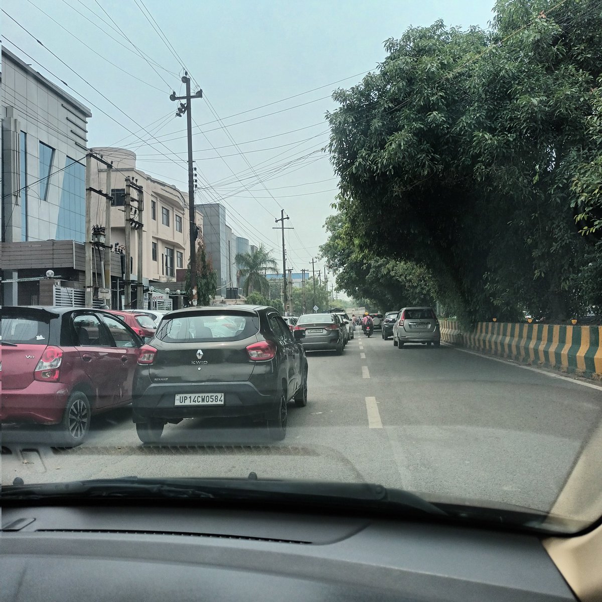 vinaygupta03's tweet photo. @CeoNoida @noidatraffic @TOINoida @HTNoidaGzb Noida sector 63 main road- D block. Does public care or media or police or authority also? Does society takes a note when someone complains. Look, the mother also does not feed milk to baby till baby does not cry. https://t.co/noFeaR0cXw