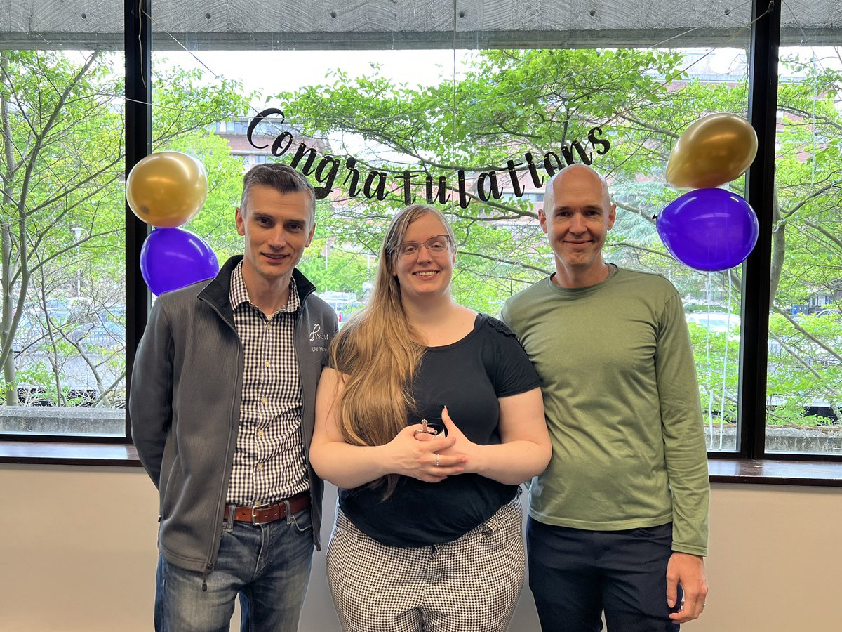 Sergei Doulatov (@doulatov_lab) on Twitter photo Very proud of Dr. Rachel Wellington <a href="/rachcwellington/">Rachel Wellington</a> on her brilliant PhD thesis defense today!! 🎉 With co-mentor Brandon Hadland. Stay tuned for great things to come soon. Very proud of Dr. Rachel Wellington <a href="/rachcwellington/">Rachel Wellington</a> on her brilliant PhD thesis defense today!! 🎉 With co-mentor Brandon Hadland. Stay tuned for great things to come soon.