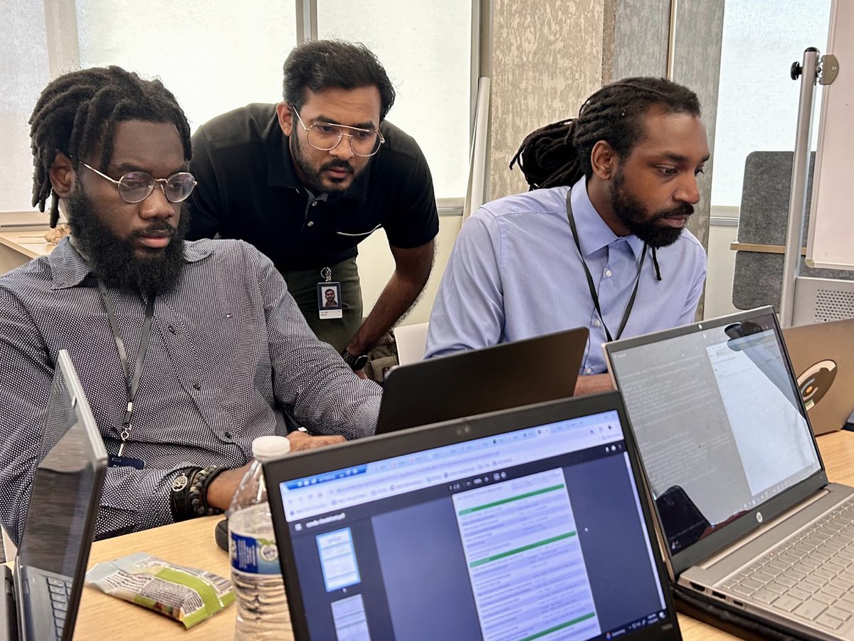 AllenInstitute's tweet image. Today we kicked off PAIR-UP Advanced Imaging Workshop for Black Imaging Scientists. Participants will work closely with our Cell Science team to identify validated quantitative approaches that can be applied to their own imaging data. #BlackinSTEM @pairupbiology
