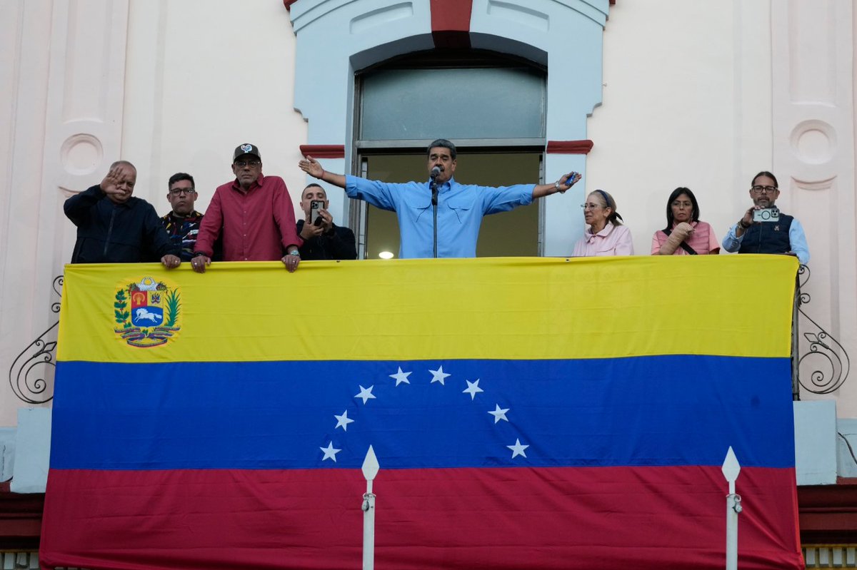 #ULTIMAHORA El Centro Carter afirma que no puede verificar los resultados de elecciones en Venezuela, en las que Nicolás Maduro fue declarado ganador. “No cumplió con los estándares internacionales" y "no puede considerarse democrática”, señaló.

apne.ws/ptKFerN