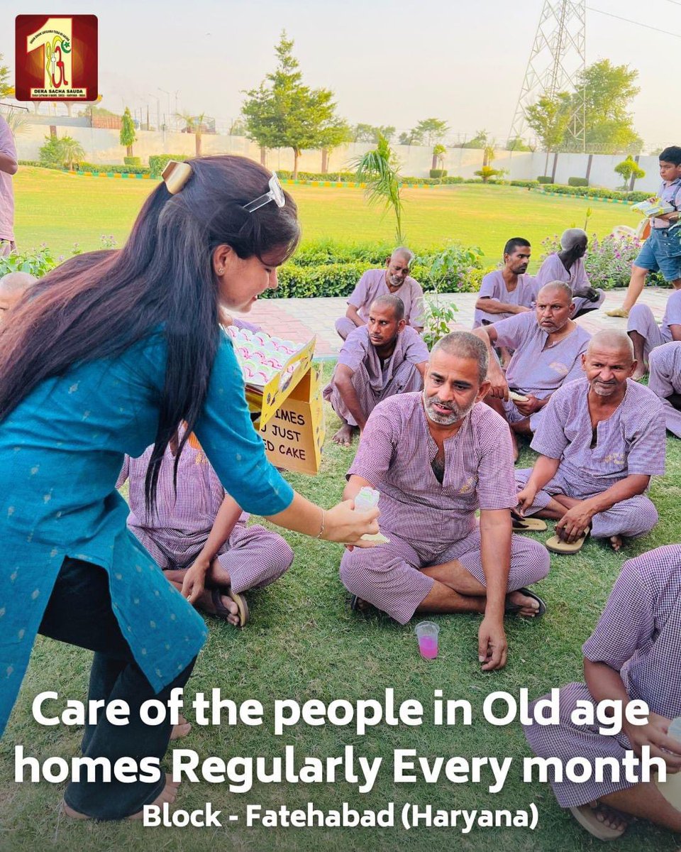 NehaMutreja3's tweet photo. Old age people needs nothing except love, care &amp; compassion. To make people in orphan old age homes loved Revered Ram Rahim Ji Initiated CARE Campaign under which volunteers of Dera Sacha Sauda visiting old age homes regularly Every Month &amp; spending time with them #CareForElders https://t.co/Rhr4zMo8BE