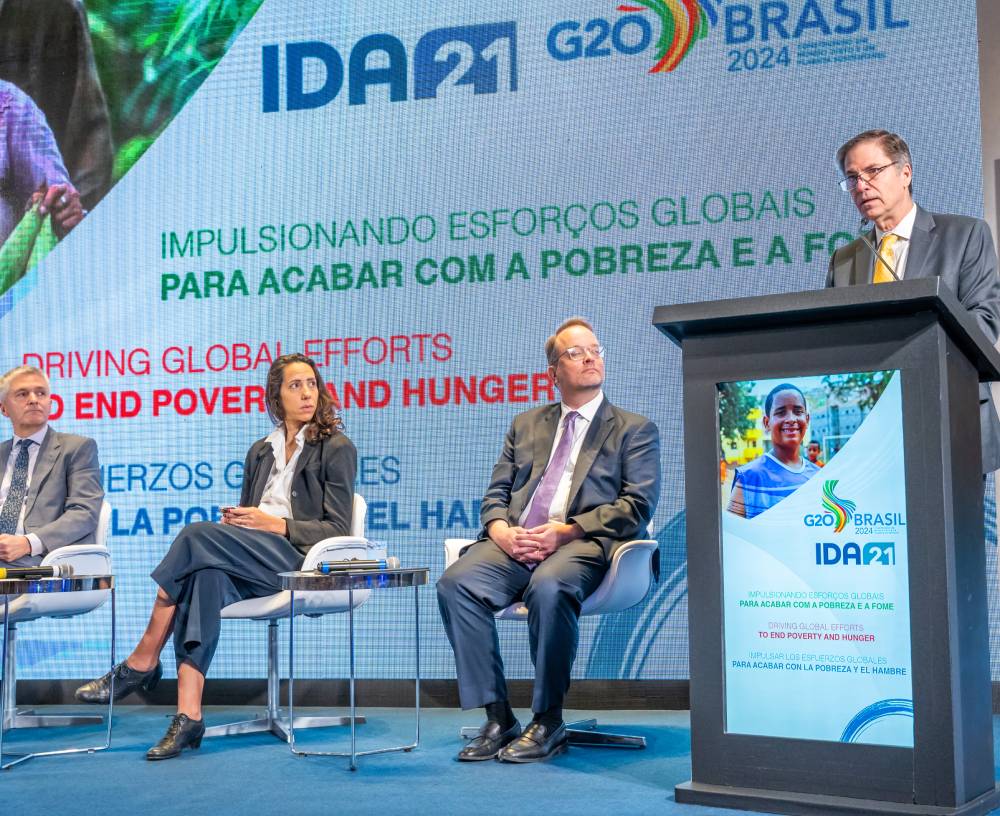 "IDA is the largest -- and in many cases -- the only source of financing available for low-income countries. A robust #IDA21 replenishment will be pivotal to help countries recover lost development gains + eradicate poverty on a livable planet." 

<a href="/CF_Jaramillo/">Carlos Felipe Jaramillo</a> #IDAworks #G20