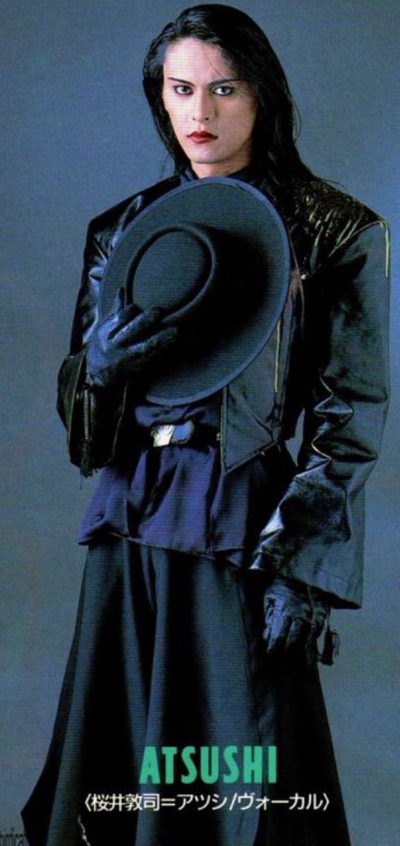 BY0USHIN's tweet photo. i find it rly funny how atsushi was such a sex icon but then in a good amount of his outfits the only skin showing was his hands https://t.co/JjeoCZVR6v