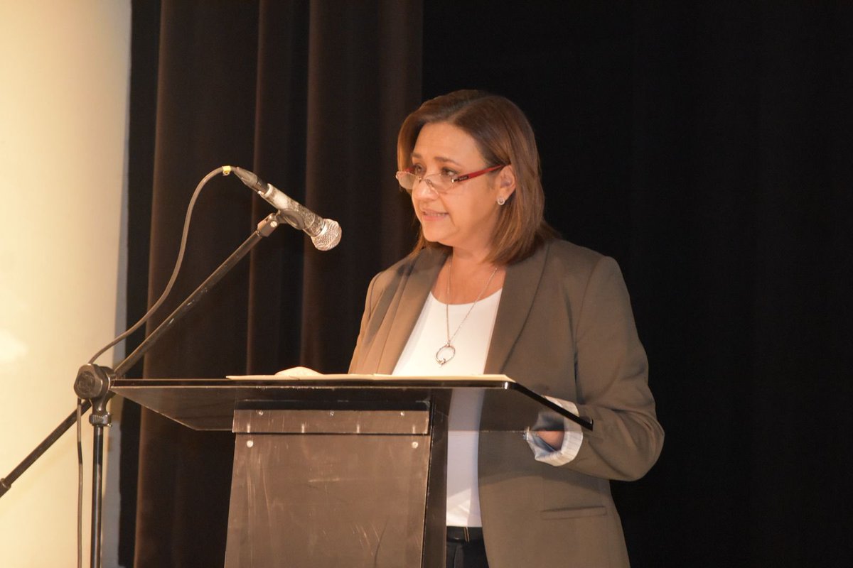 Lupitaarruba's tweet photo. Presentamos la ponencia “Inteligencia Artificial para Abogados y Servidores Públicos” 🤖, como parte del programa de Cultura de la Legalidad de Sindicatura Municipal.

#EnHilo🧵 https://t.co/4slL4DvzKP