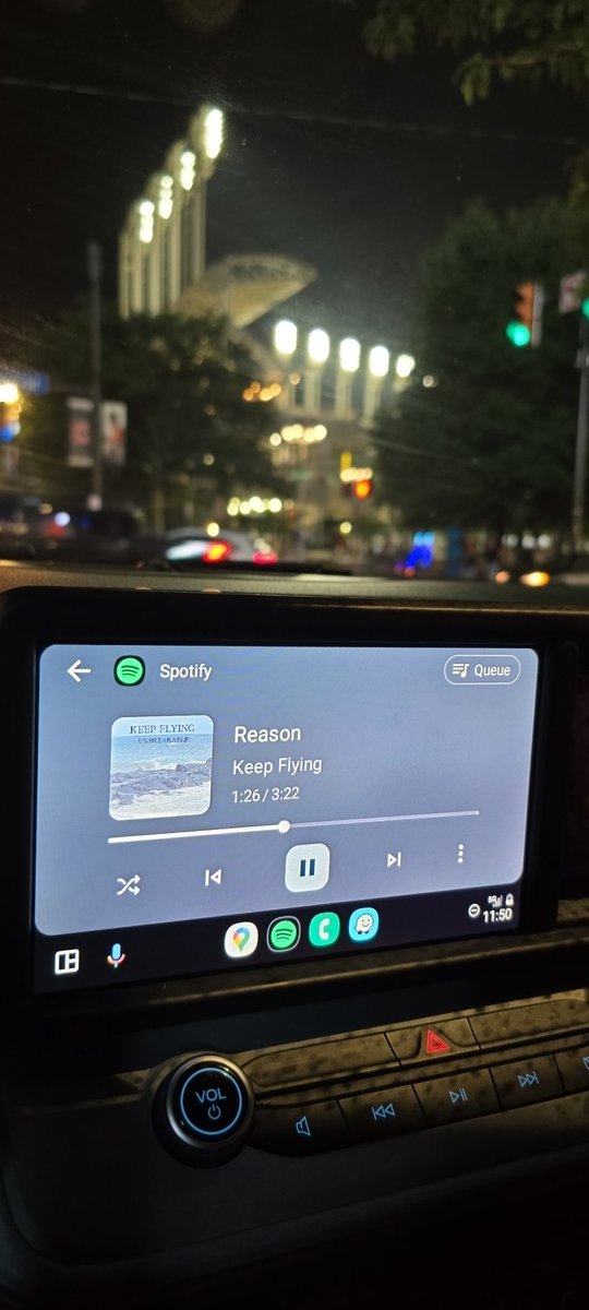 tams kucinich tweet media