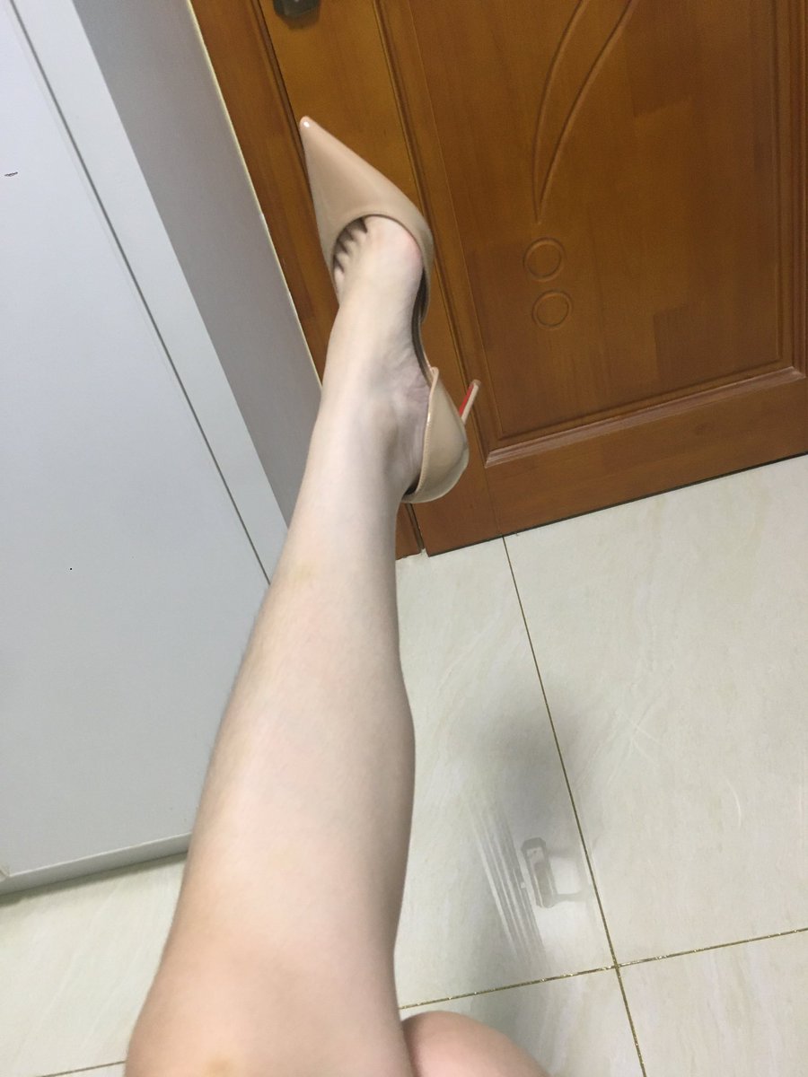 踢你唧唧 https://t.co/NxLq040ufJ