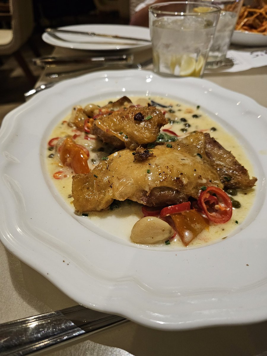 McKnight_Rich's tweet photo. Dinner... #Paris2024 #LasVegas #Foodie #Alexxa https://t.co/DgyG7TT1sU
