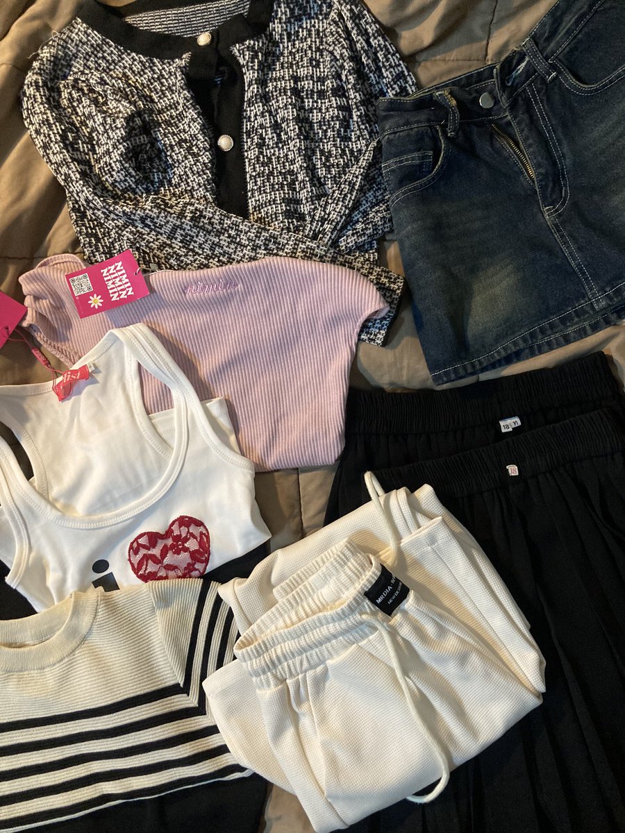✿shopwithpoy tweet media