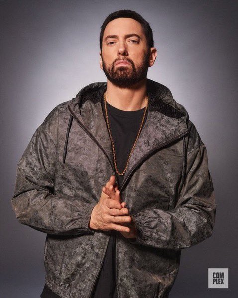 _emsbiggestfan's tweet photo. Legend😤 https://t.co/htAp3qLctT