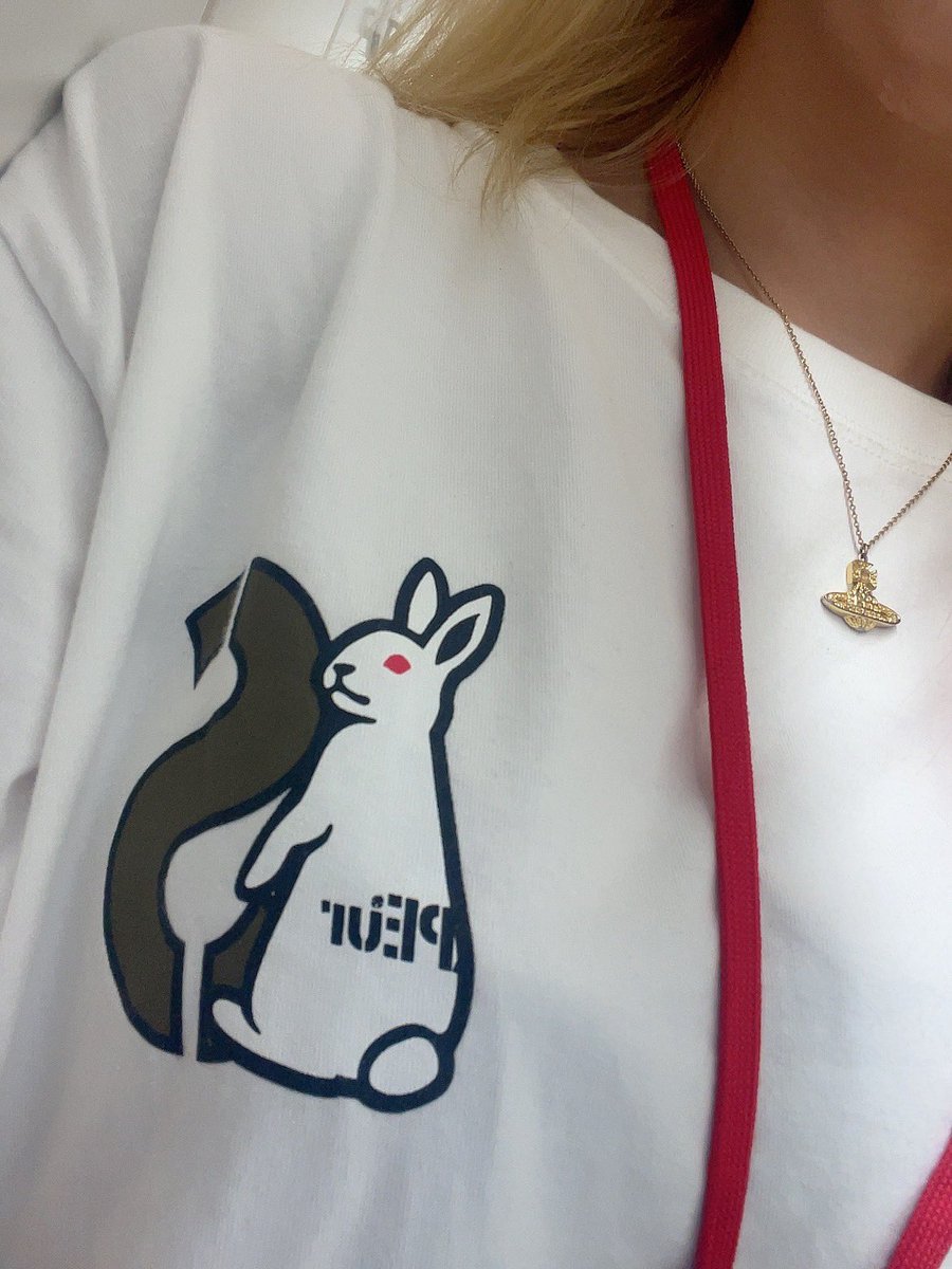 お昼の仕事ラストしゅっきーーーん！
あと半日頑張ろう🫶
お気に入りTで🐇