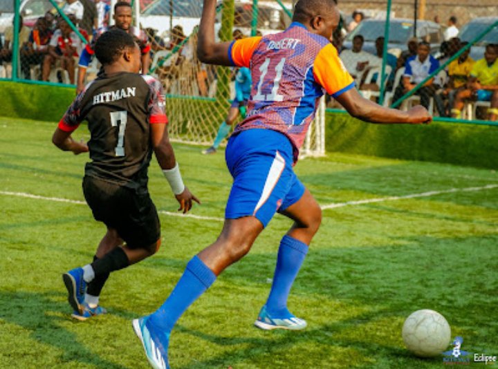 EladoFc's tweet image. That was Goal no.1 scored my non other than Osbert Figo @KitungaLeague GW14
#Season7
#ElitePublishersLtd
#TulumbeKaaziFinal