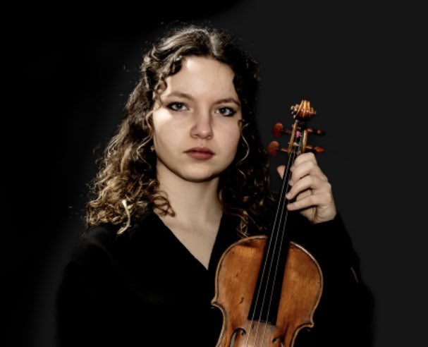 Zondag 4 augustus om 14:30 uur is er een #IHMS24 zomerconcert in het Hoornder Kerkje in Den Hoorn op Texel door violiste #DashaSerck en pianist #ArturoAbellan. Meer informatie en tickets via: ihms.nl/concert/recita…